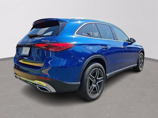 Starling Blue Metallic 2026 Mercedes-Benz GLC 300 Base 4MATIC
