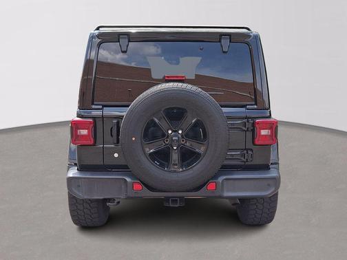Black Clearcoat 2020 Jeep Wrangler Unlimited Sahara Altitude