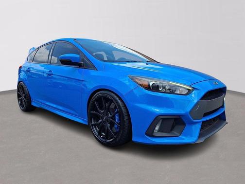Blue 2017 Ford Focus RS Base