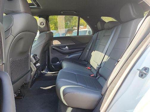 Polar White 2026 Mercedes-Benz GLE 350 Base 4MATIC
