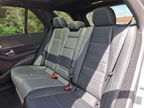Gray Metallic 2025 Mercedes-Benz GLE 580 AWD 4MATIC