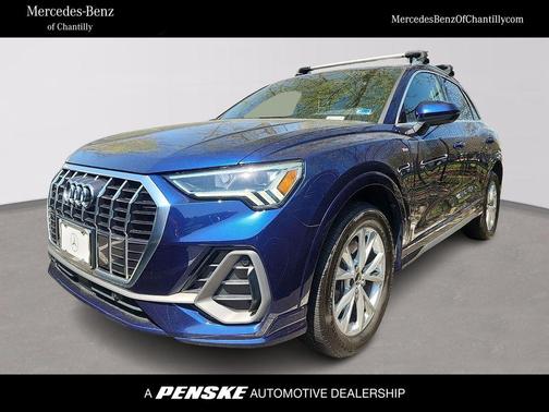 Navarra Blue Metallic 2022 Audi Q3 45 S line Premium