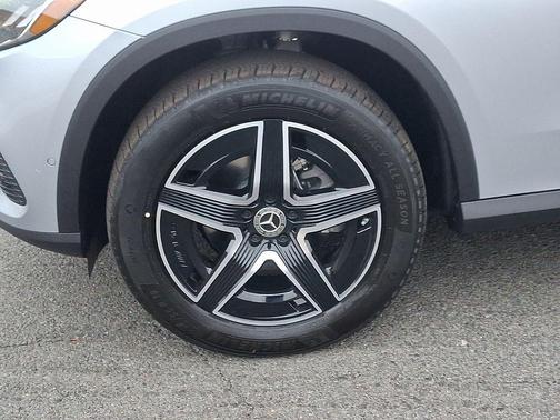 2026 Mercedes-Benz GLC 300 Base 4MATIC