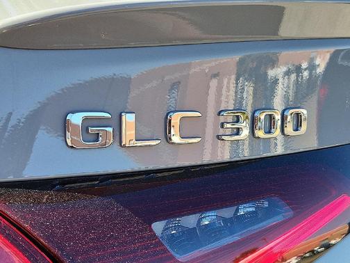 Alpine Gray 2027 Mercedes-Benz GLC 300