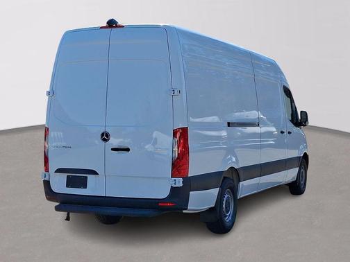2025 Mercedes-Benz Sprinter 2500 High Roof