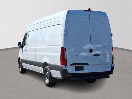 2025 Mercedes-Benz Sprinter 2500 High Roof