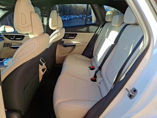 2026 Mercedes-Benz GLC 300 Base 4MATIC