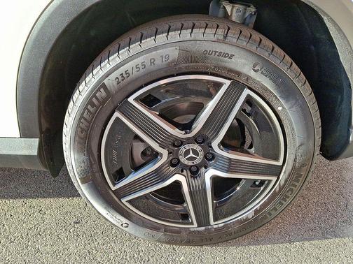 2026 Mercedes-Benz GLC 300 Base 4MATIC