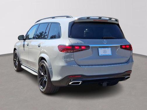 2025 Mercedes-Benz GLS 450 4MATIC