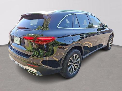 2025 Mercedes-Benz GLC 300 Base 4MATIC