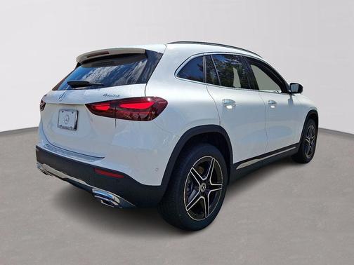 Polar White 2026 Mercedes-Benz GLA 250 Base 4MATIC