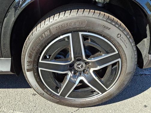 2026 Mercedes-Benz GLC 300 Base 4MATIC