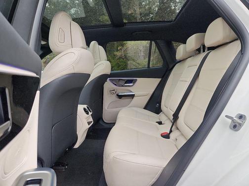 2026 Mercedes-Benz GLC 300 Base 4MATIC