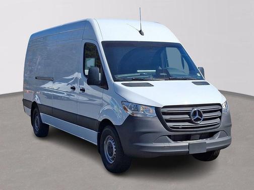 2025 Mercedes-Benz Sprinter 2500 High Roof