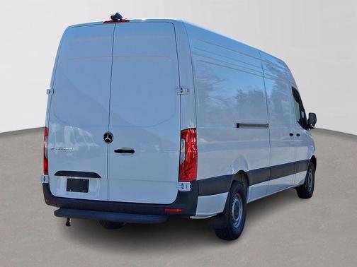 2025 Mercedes-Benz Sprinter 2500 High Roof