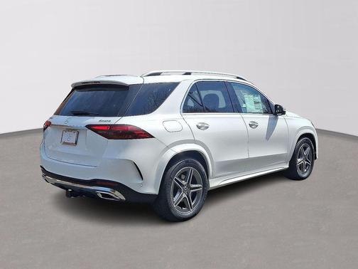 Polar White 2026 Mercedes-Benz GLE 450 4MATIC