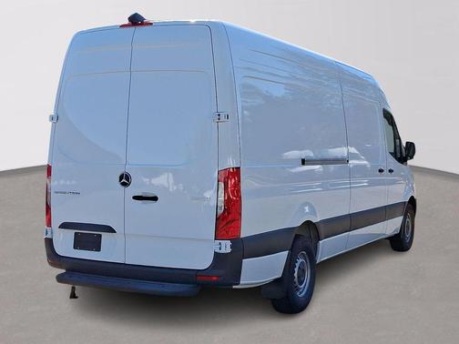 2025 Mercedes-Benz Sprinter 2500 High Roof