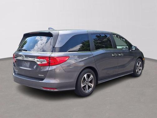 Modern Steel Metallic 2018 Honda Odyssey Touring