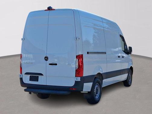2025 Mercedes-Benz Sprinter 2500 Standard Roof