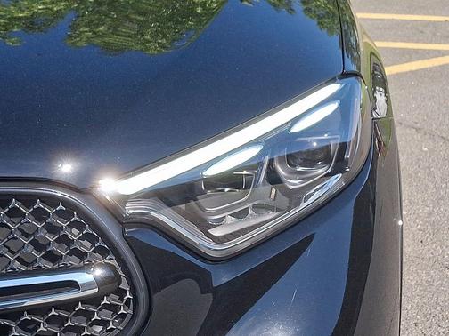 2025 Mercedes-Benz GLC 350e Base 4MATIC