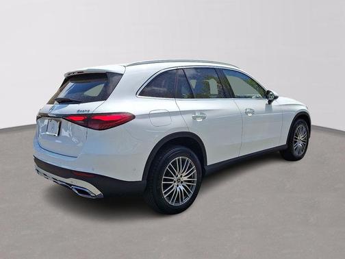 Polar White 2026 Mercedes-Benz GLC 300 Base 4MATIC