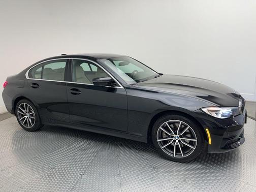 Black Sapphire Metallic 2020 BMW 330 i xDrive