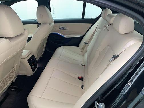 Black Sapphire Metallic 2020 BMW 330 i xDrive