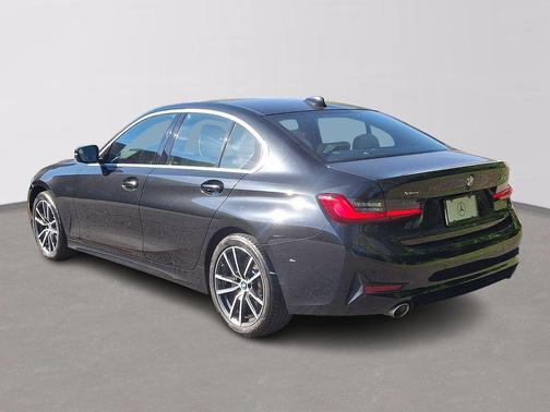 Black Sapphire Metallic 2020 BMW 330 i xDrive