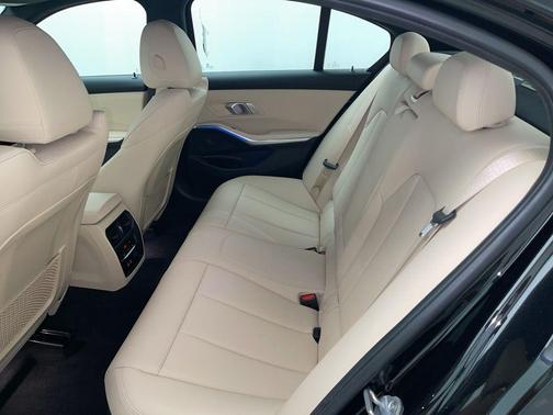 Black Sapphire Metallic 2020 BMW 330 i xDrive