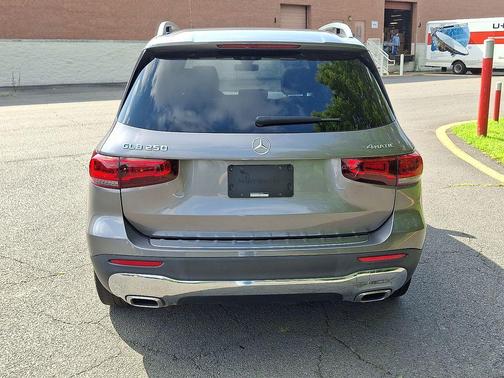 2021 Mercedes-Benz GLB 250 Base 4MATIC