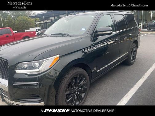 2022 Lincoln Navigator Black Label