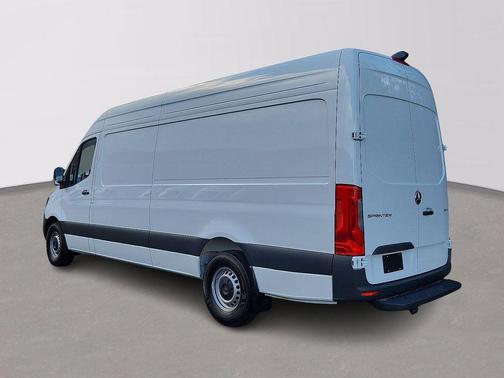 2026 Mercedes-Benz Sprinter 2500 High Roof