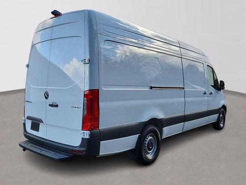 2026 Mercedes-Benz Sprinter 2500 High Roof