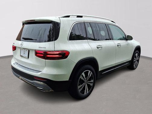 2025 Mercedes-Benz GLB 250 Base 4MATIC
