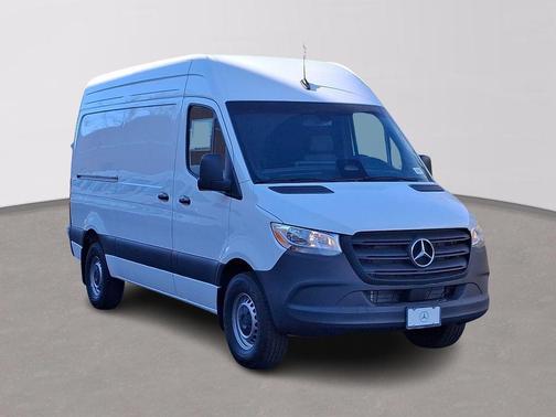 2025 Mercedes-Benz Sprinter 2500 Standard Roof