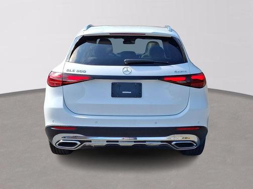 2026 Mercedes-Benz GLC 300 Base 4MATIC