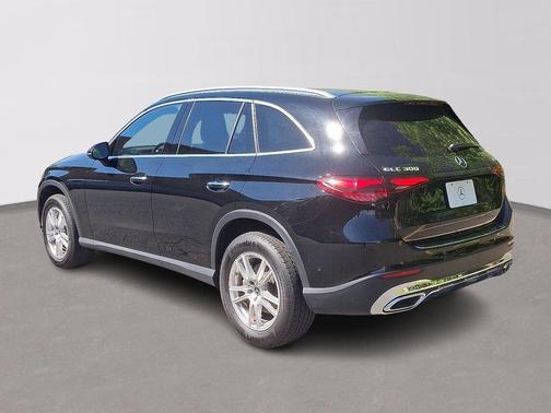 2023 Mercedes-Benz GLC 300 Base 4MATIC