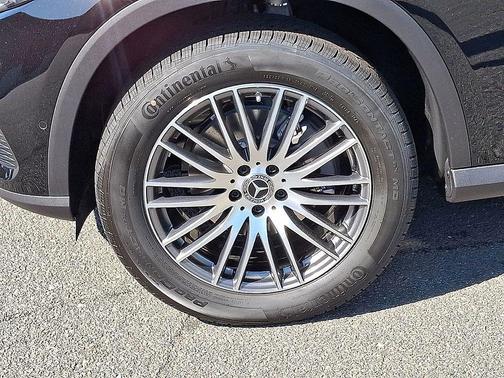 2025 Mercedes-Benz GLC 300 Base 4MATIC