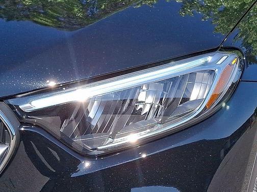 2025 Mercedes-Benz GLC 300 Base 4MATIC