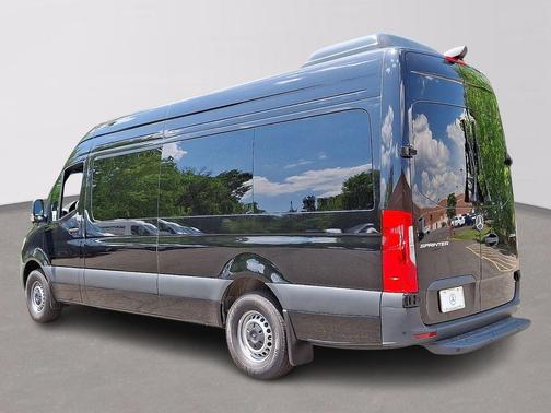 2026 Mercedes-Benz Sprinter 2500 High Roof