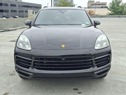 2023 Porsche Cayenne S
