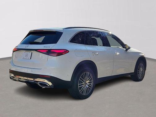 White 2026 Mercedes-Benz GLC 300 Base 4MATIC