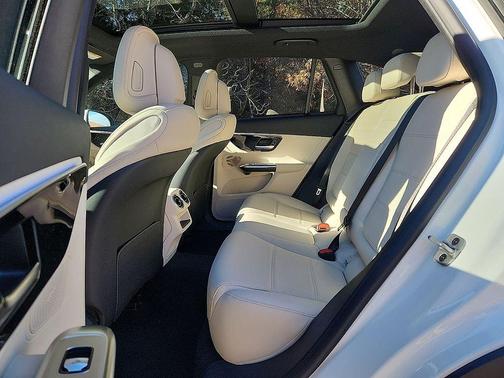 White 2026 Mercedes-Benz GLC 300 Base 4MATIC