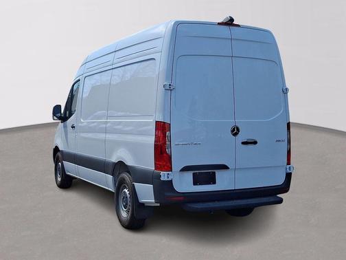 2025 Mercedes-Benz Sprinter 2500 Standard Roof