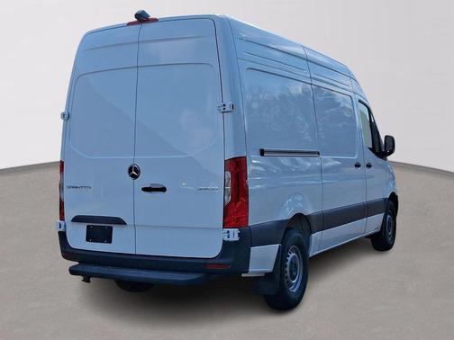 2025 Mercedes-Benz Sprinter 2500 Standard Roof