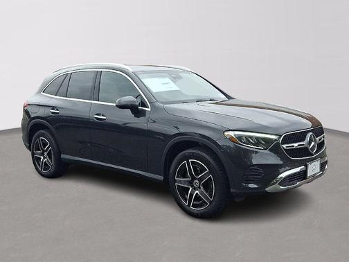 Graphite Gray Metallic 2027 Mercedes-Benz GLC 300