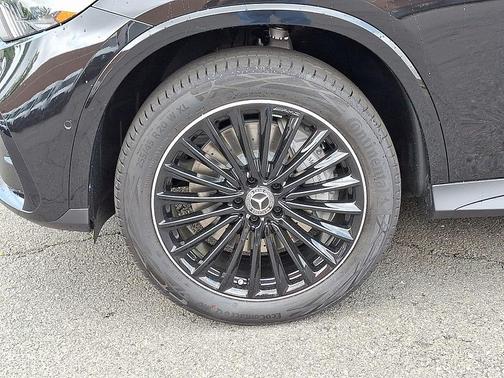 2025 Mercedes-Benz GLC 300 Base 4MATIC