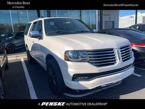 2016 Lincoln Navigator Select