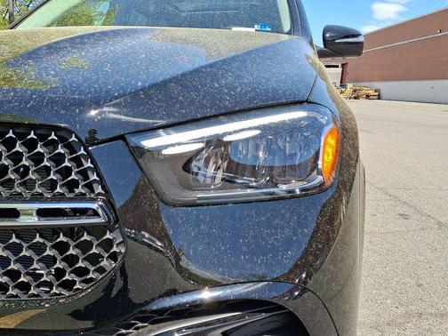Black 2026 Mercedes-Benz GLE 450 4MATIC