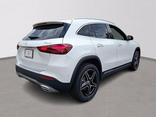 Polar White 2026 Mercedes-Benz GLA 250 Base 4MATIC
